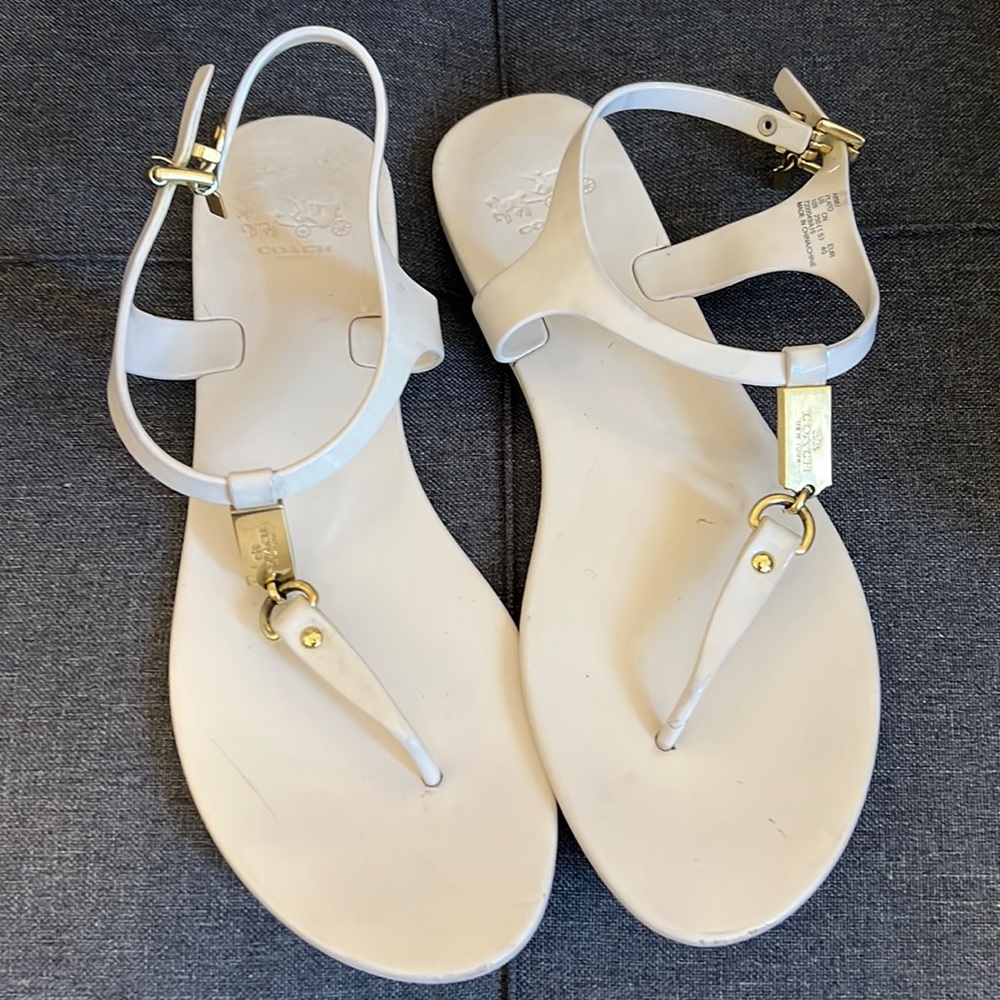 Coach, Cream sandals